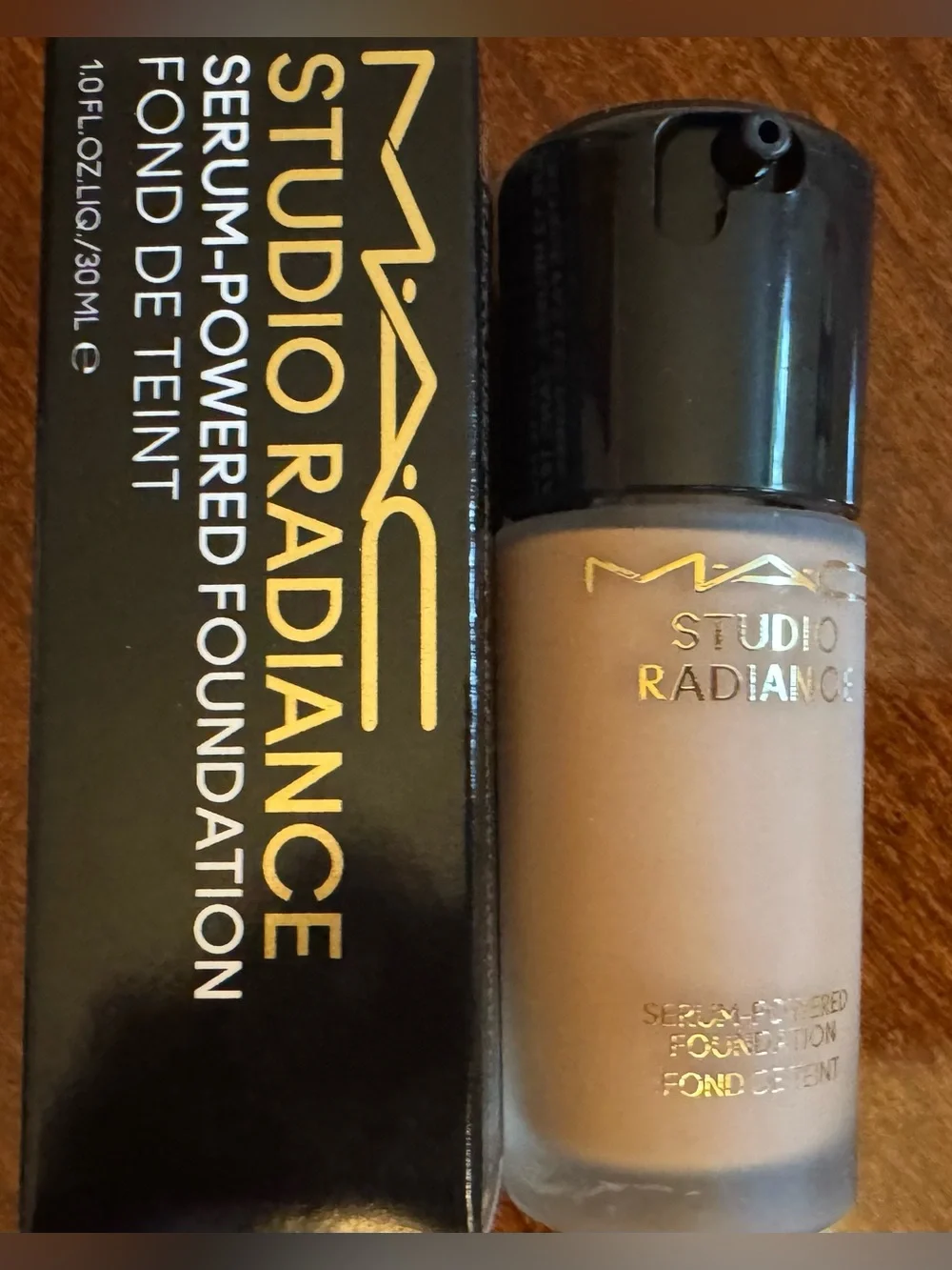 MAC Cosmetics Foundation Studio Radiance Color C3.5 ** NEW**
